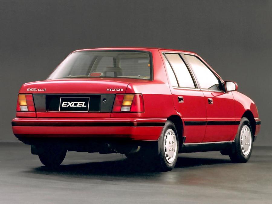 Hyundai Excel Sedan 1989 года  (фото 2 из 6)